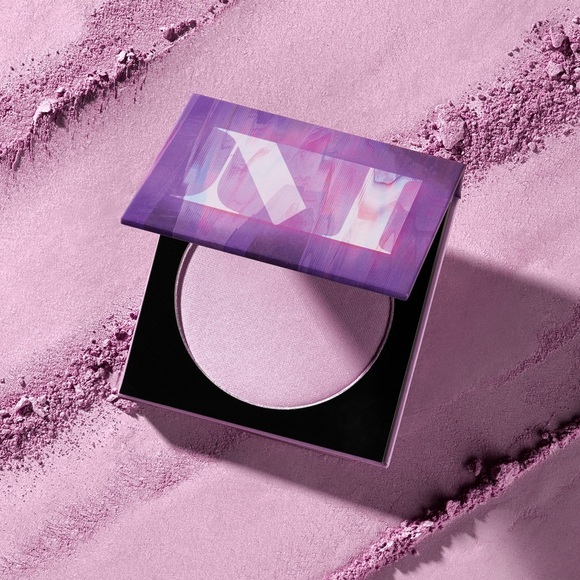 💛 Morphe Glow Show Radiant Pressed Highlighter - NWT - Picture 1 of 12